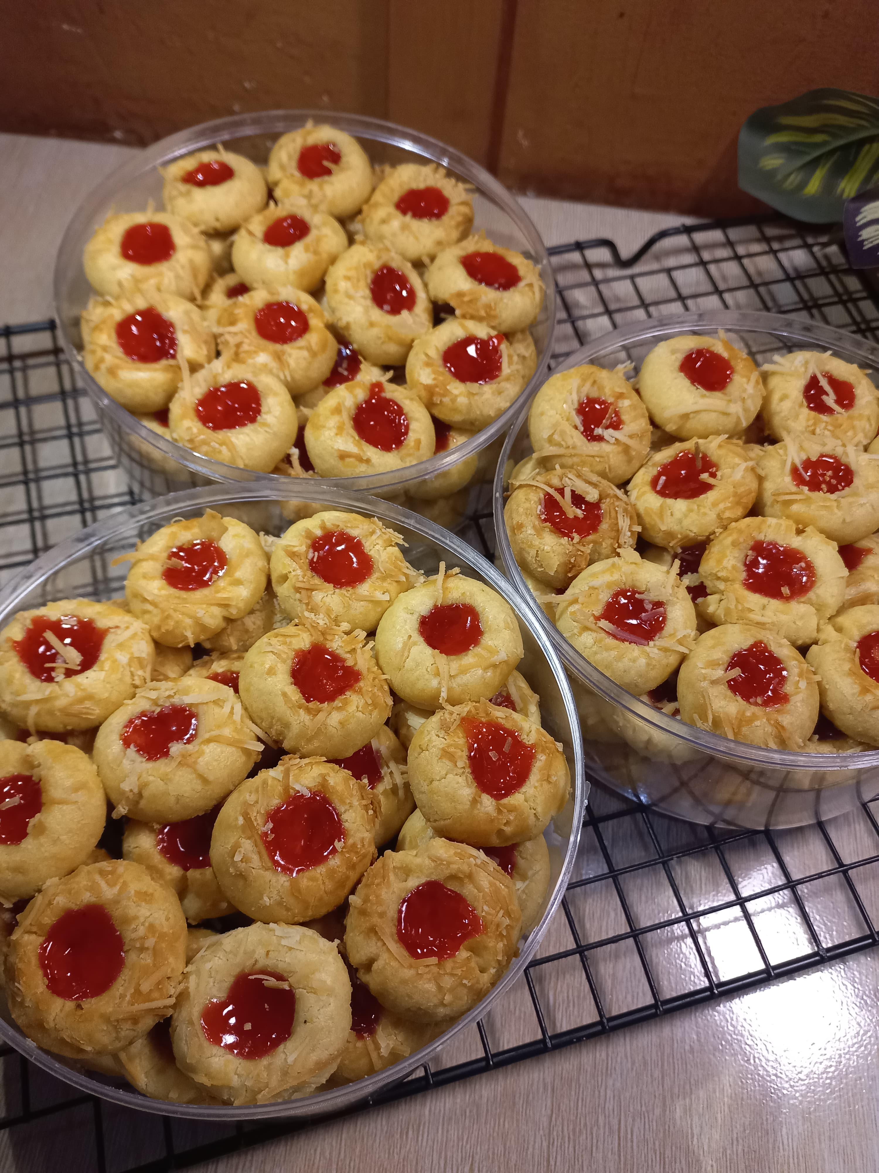 tumbprint strawberry